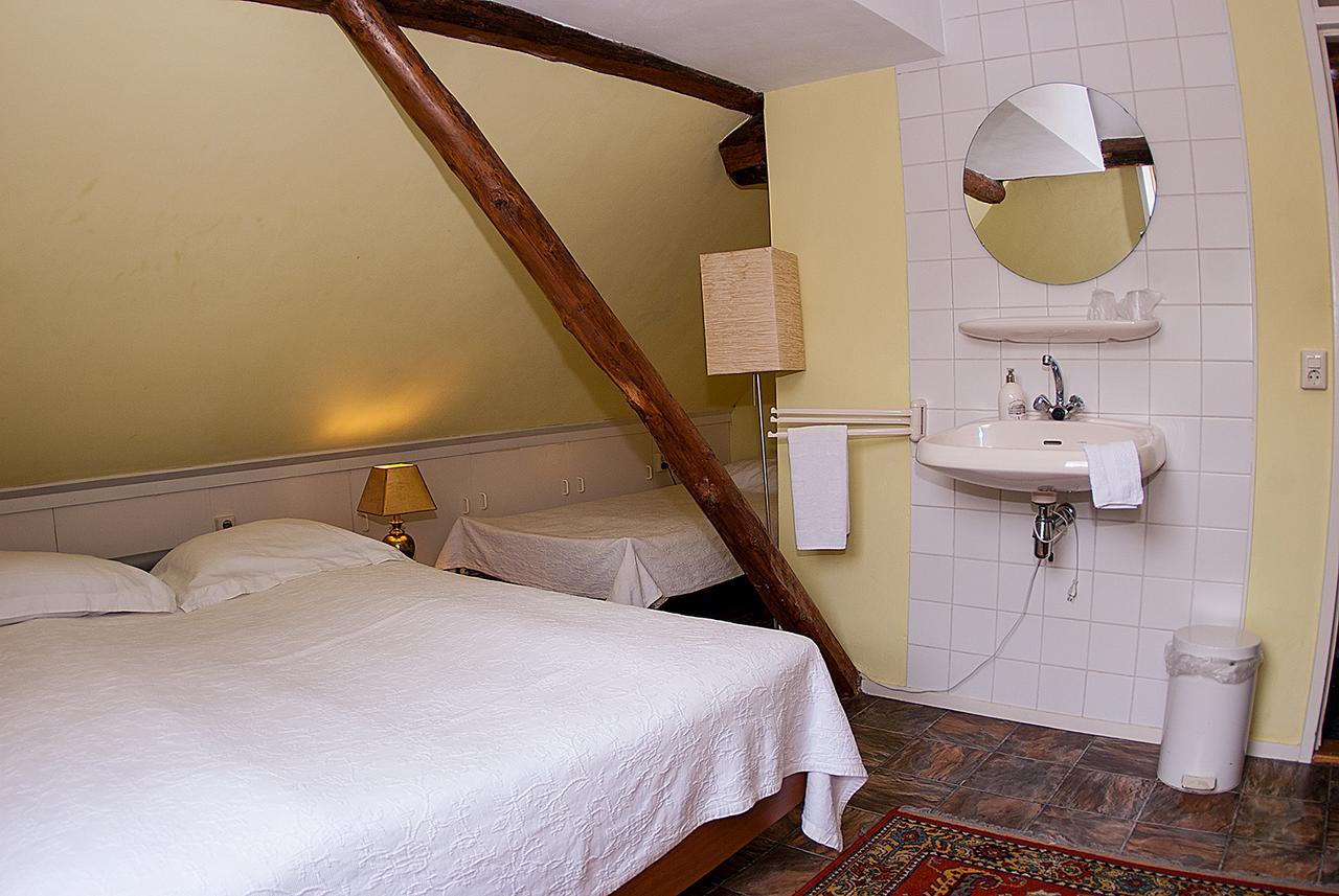 B&B De Oude Molensteen Eelde-Paterswolde ภายนอก รูปภาพ